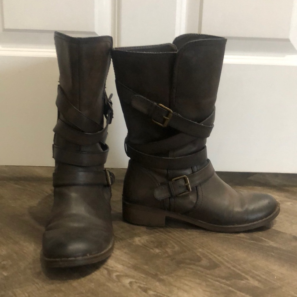 Leather boots